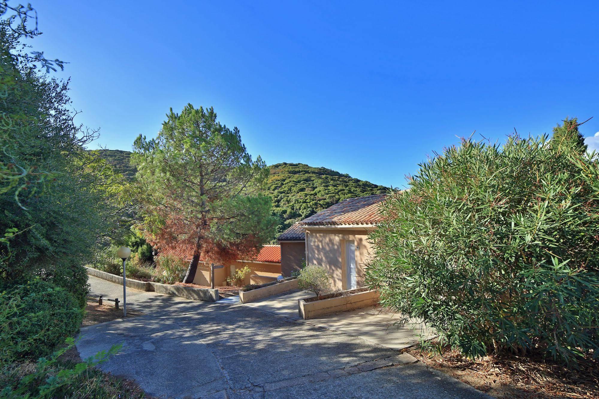 Village De Vacances Paese Di Lava, Grand Ajaccio Alata Exterior photo